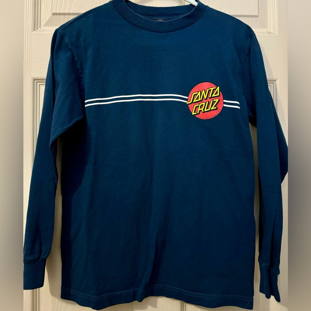 Santa Cruz long sleeve sz small good condition